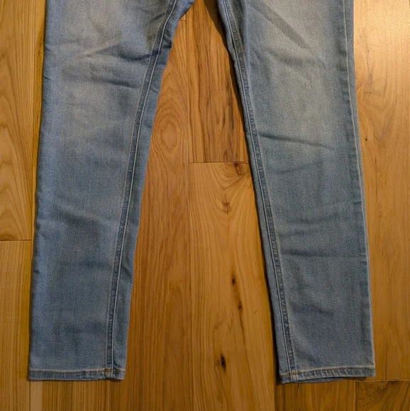 Old Navy "High Rise Super Skinny" Medium Wash Jeans - Picture 3 of 12